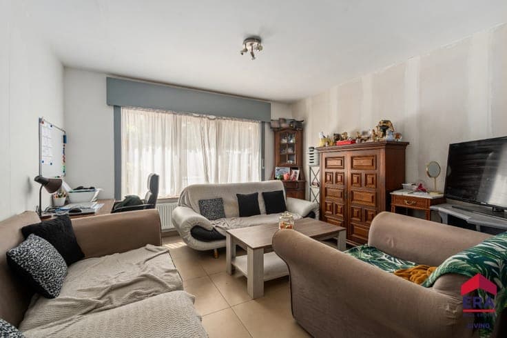 Spacious 3-5 bedroom family home and EPC C in Mere