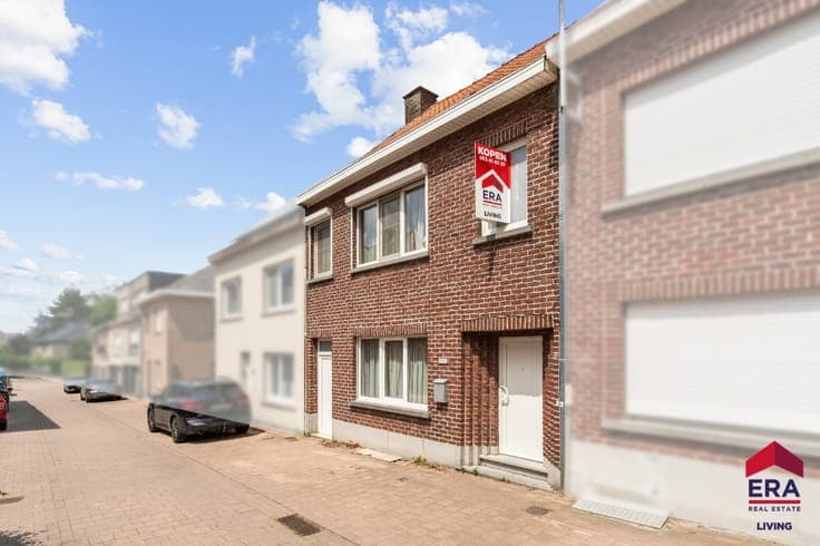 Spacious 3-5 bedroom family home and EPC C in Mere