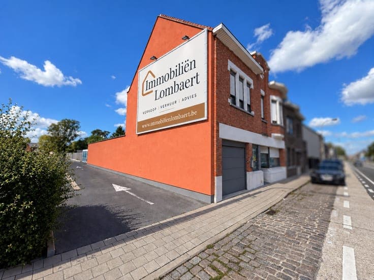 Charmante halfopen bebouwing te koop aan de Meensesteenwe...