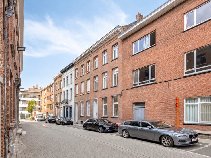 Volledig verhuurd studentenpand met aantrekkelijk rendeme...