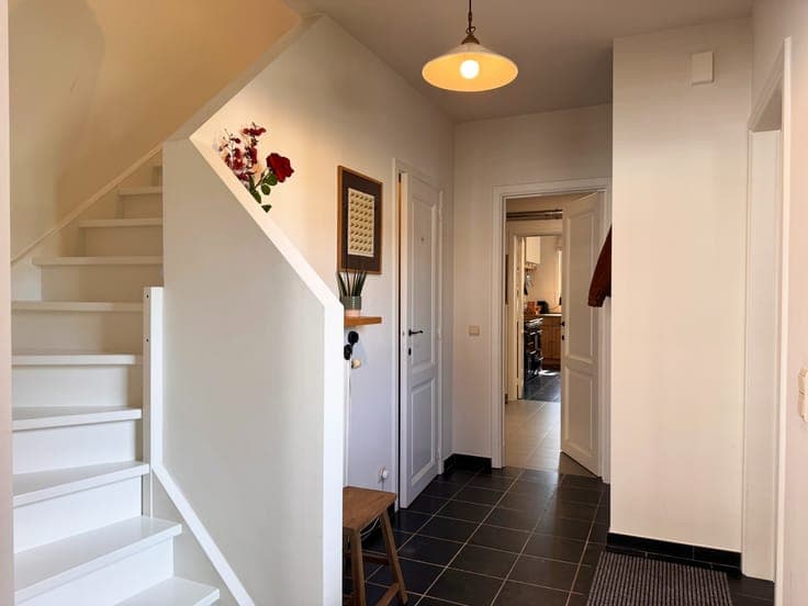 Recente half open bebouwing met 3 slaapkamers, 2 badkamer...
