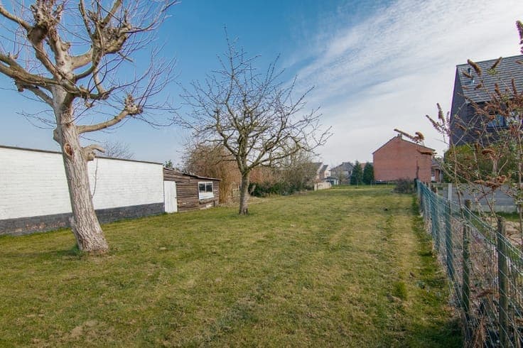 Te renoveren (uitbreidbare) woning (6% btw) of sloop/hero...