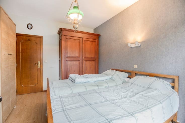 Spacious and bright bungalow for sale on the outskirts of Br