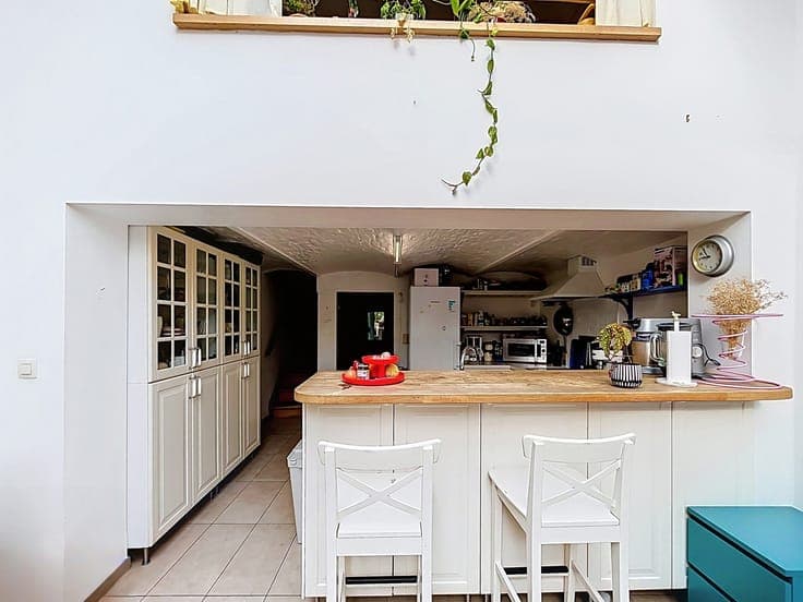 Charming home with large garden – Altitude Cent