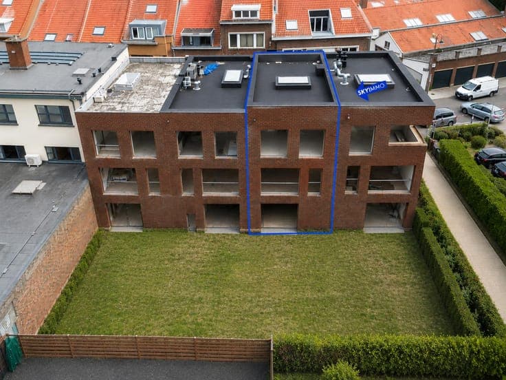 BERCHEM - 4 BEDROOMS - GARDEN & GARAGE
