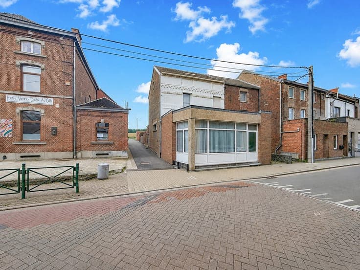 House in Pont-À-Celles