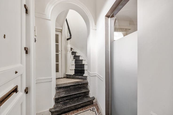 Wonen in een beschermde hoekwoning van Jos Bascourt uit 1...