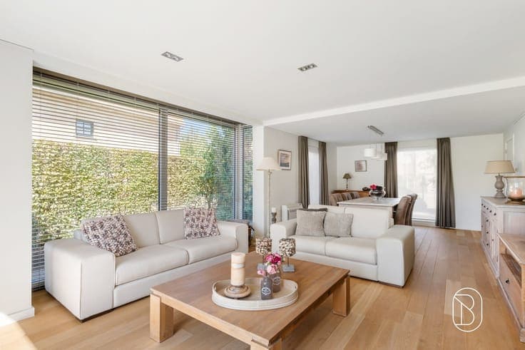 A move-in-ready, energy-efficient family home