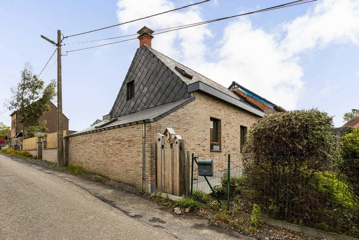 Spacious and move-in ready home in a prime green location