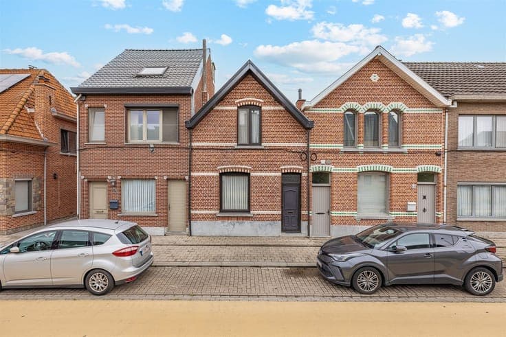 House for Sale in Nieuwkerken