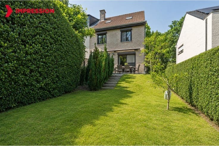 For sale in Meise: 4-bedroom semi-detached house