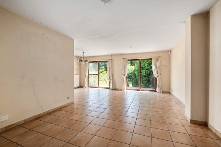 For sale in Meise: 4-bedroom semi-detached house