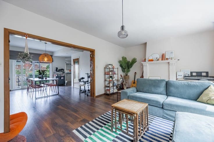 Instapklare bel-etagewoning in groene omgeving
