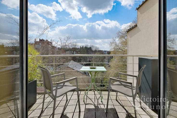 Place Stephanie, splendid fully renovated townhouse
