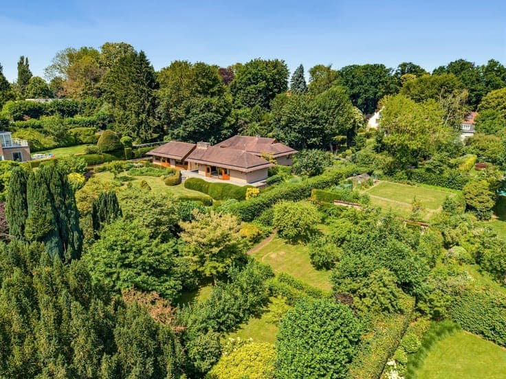 Fort Jaco - Villa 4 façades to renovate on an exceptional pl