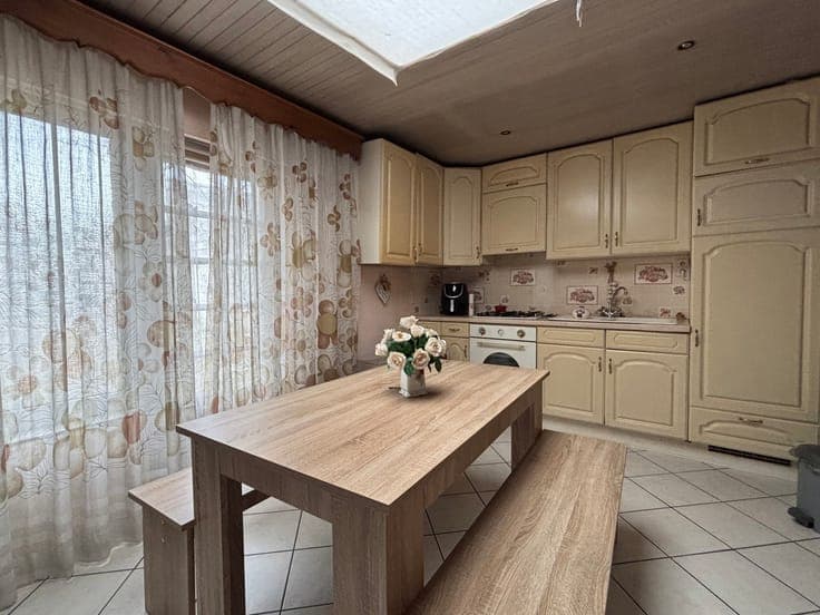 House in Chapelle-lez-Herlaimont