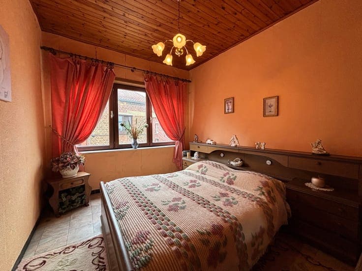 House in Chapelle-lez-Herlaimont