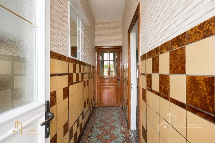 House to renovate with great potential in Carnières