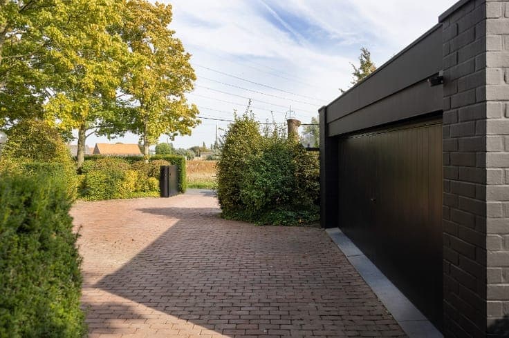 Unieke laagbouwwoning met volledige privacy in Lendelede