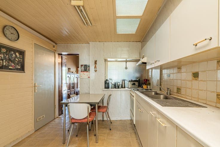 House with 2 bedrooms, attic and garden on the Leie in Mene