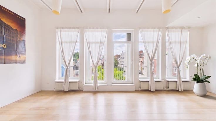 Globe - Mixed building 4 bedrooms + garden/ terraces