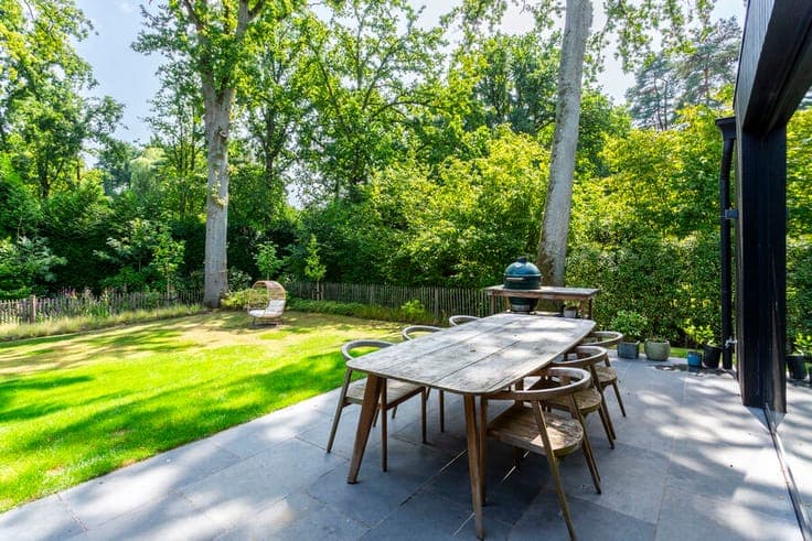 Bright villa with garden, 3 bedrooms and 3 parking spaces