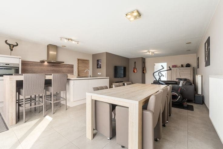 Instapklare, energiezuinige gezinswoning met ruime garage e…