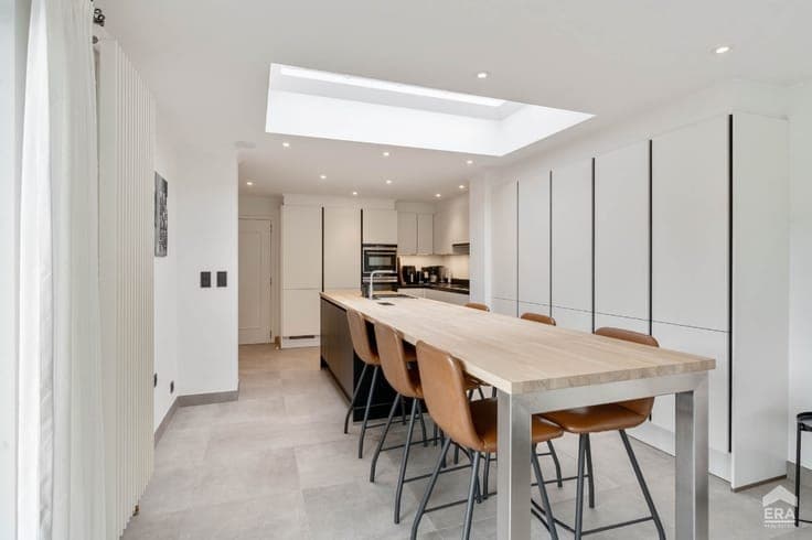 Semi-detached home with garden in Halen