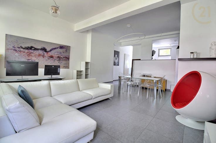 House for Sale in a Heritage Estate