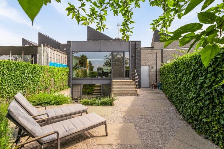 High-end architect house in Waregem