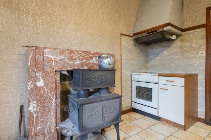 Maison érigée sur un terrain de 5.000 m² à Amay !