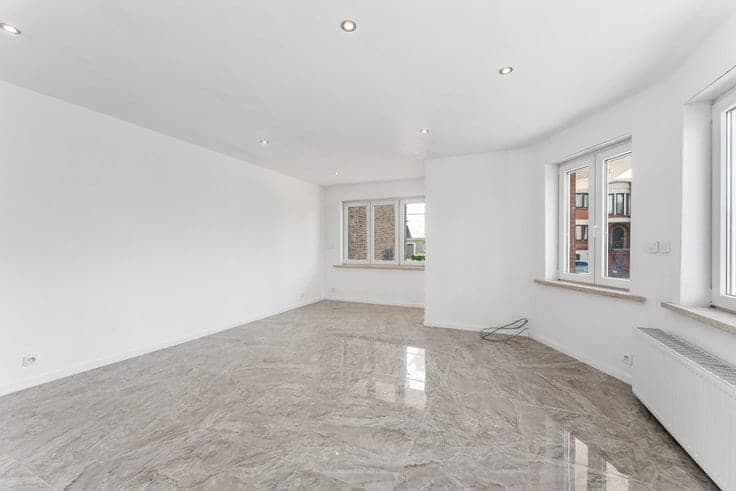 Gerenoveerde gezinswoning nabij het centrum van Roeselare