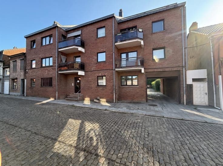 Flats building