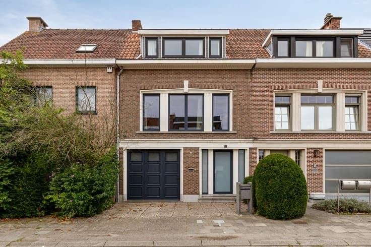 Gezellige bel-etage woning met 3 slaapkamers, garage en z...