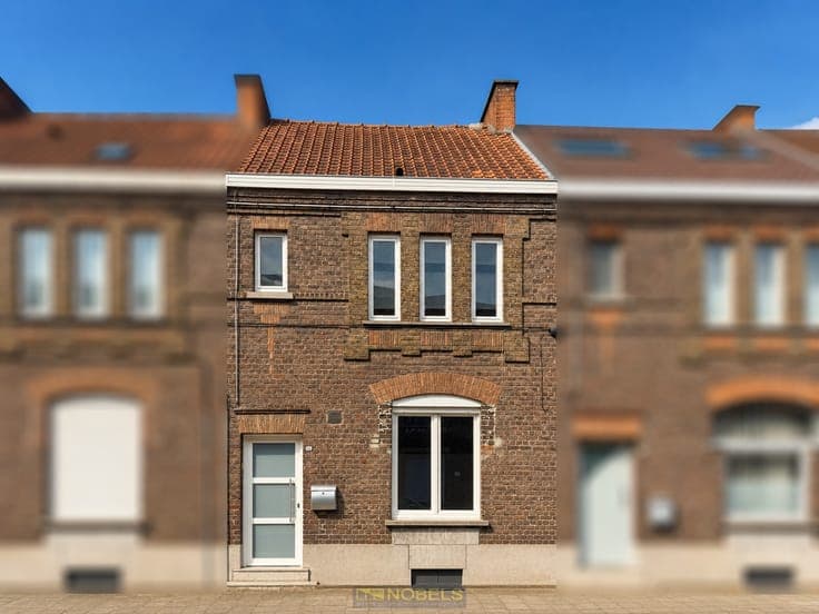 Te koop, Stadswoning met gezellige tuin nabij het centrum...