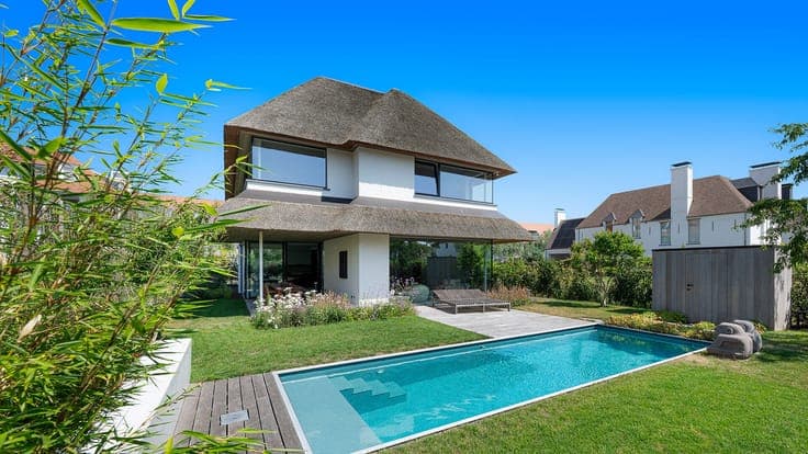 Luxuriously finished new-build villa at Duinenwater enjoying