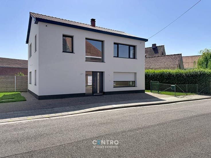 Gerenoveerde woning met 4 slapks, ZUIDger. tuin en ruime ...