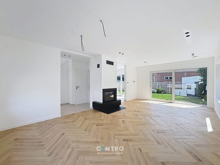 Gerenoveerde woning met 4 slapks, ZUIDger. tuin en ruime ...