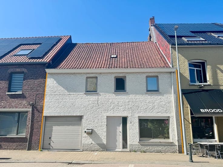 ZEDELGEM: RUIME GEZINSWONING MET 5 SLPKS, GARAGE & TUIN