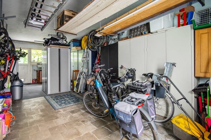 Ruime bel-etagewoning met vier slaapkamers op uitstekende...