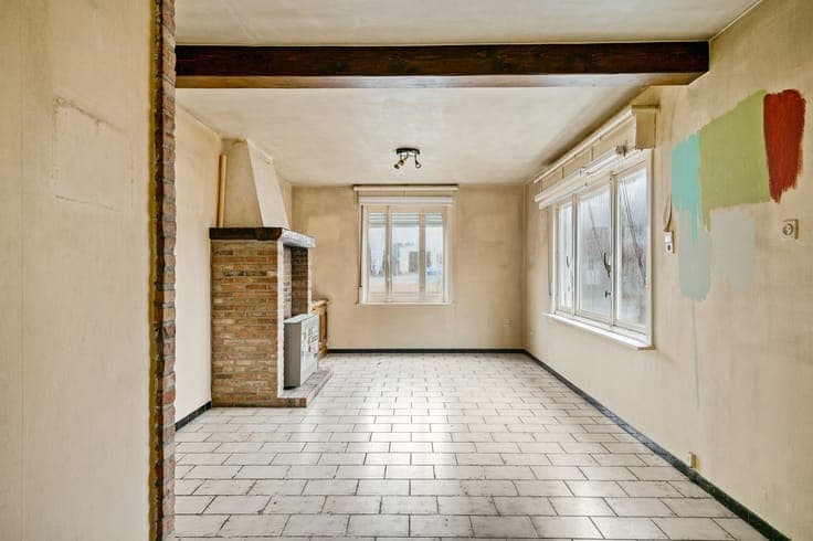 Te renoveren woning met 2 slpkrs te Beerzel