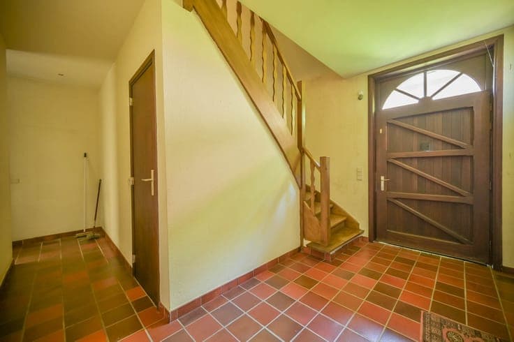 Villa with garden overlooking Moorselbos (4 bed)