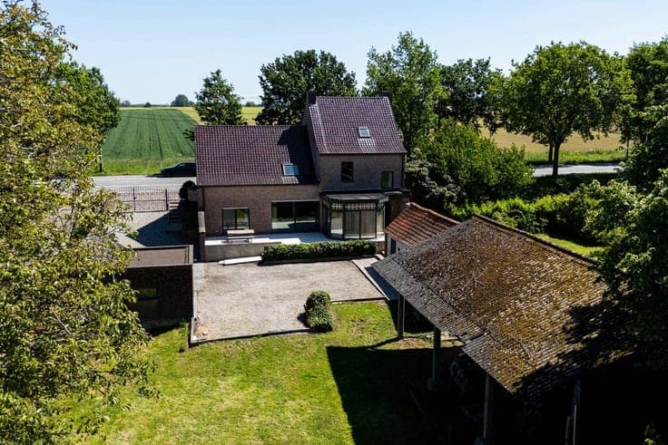 Characterful Farmhouse with Pasture on 7,845 m² in Zwalm