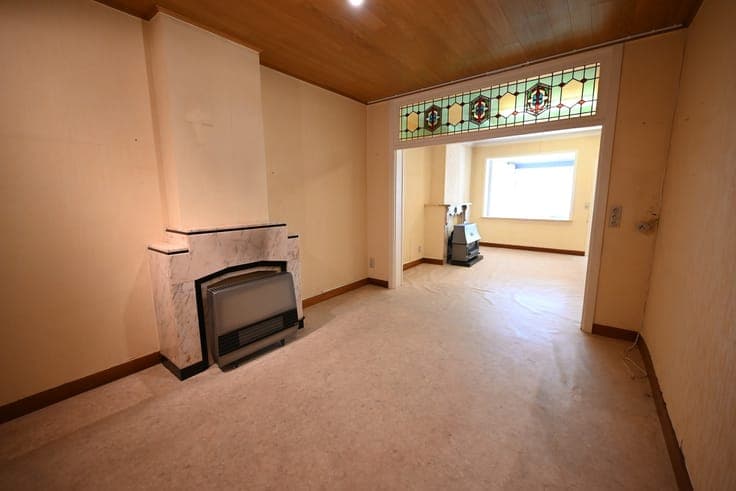 RUIME 4-slaapkamerwoning met OPEN UITZICHT op de velden!