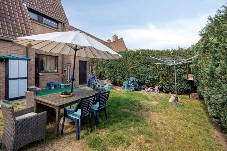 House in Sint-Pieters-Leeuw