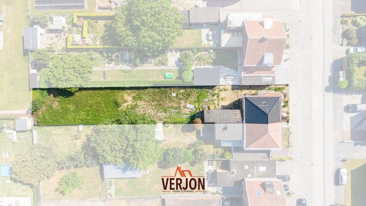 Karaktervolle woning op een perceel van 708 m² met vergun...