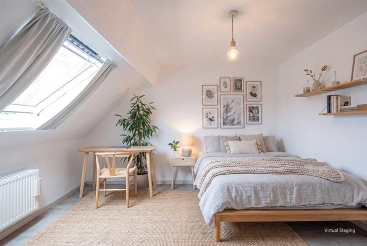 Charming 4-bedroom home with an enclosed patio—a real coup d