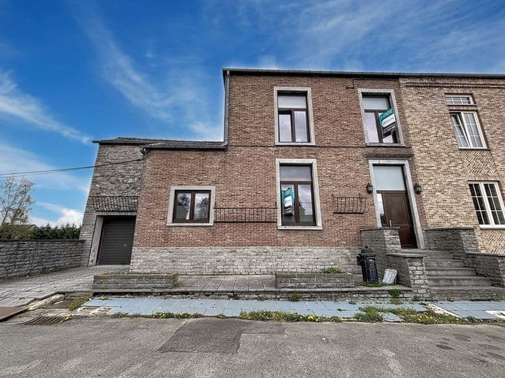 Maison 3 façades, 3 chambres avec jardin