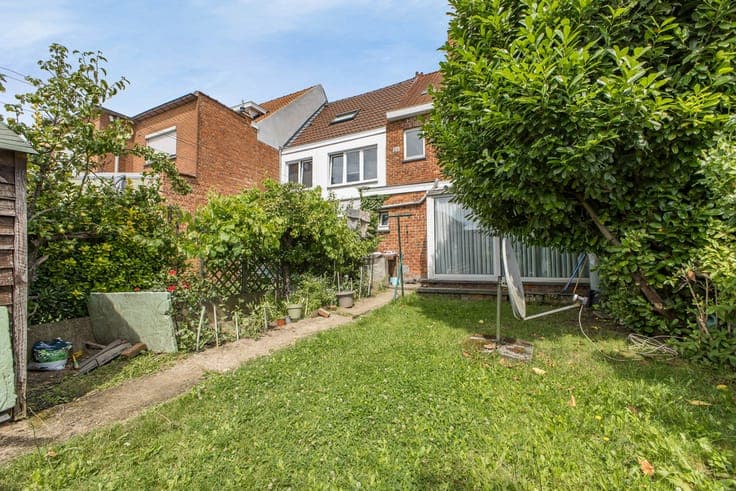 House in Sint-Pieters-Leeuw