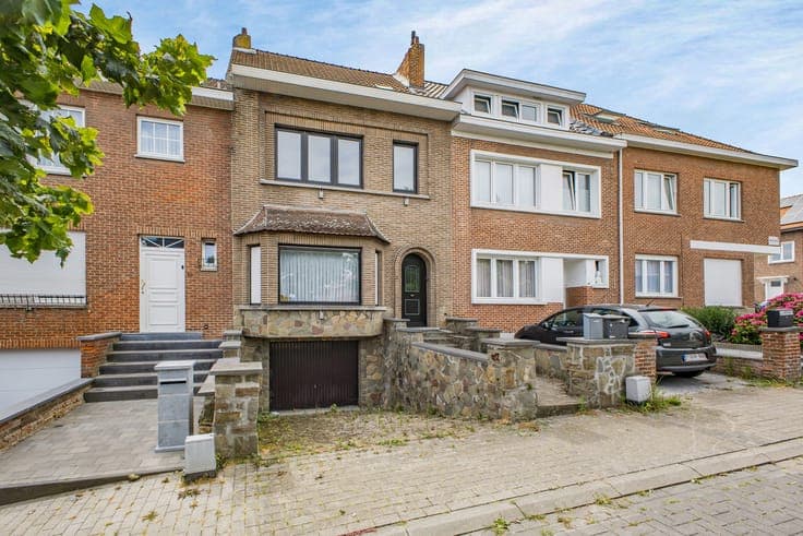House in Sint-Pieters-Leeuw